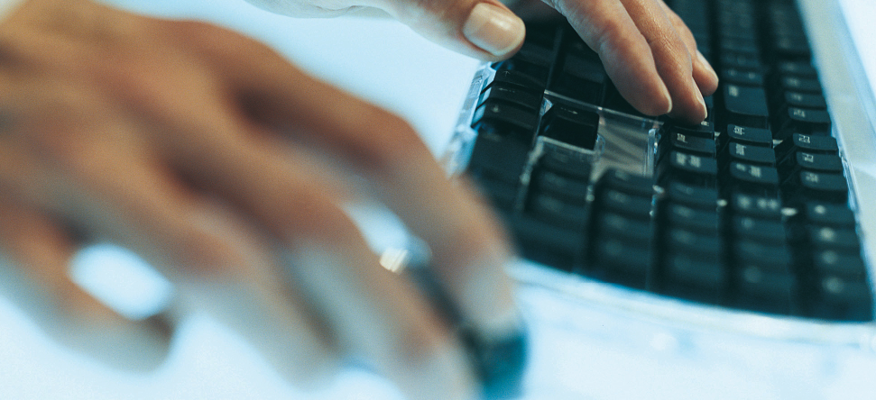 picture of a computer keyboard