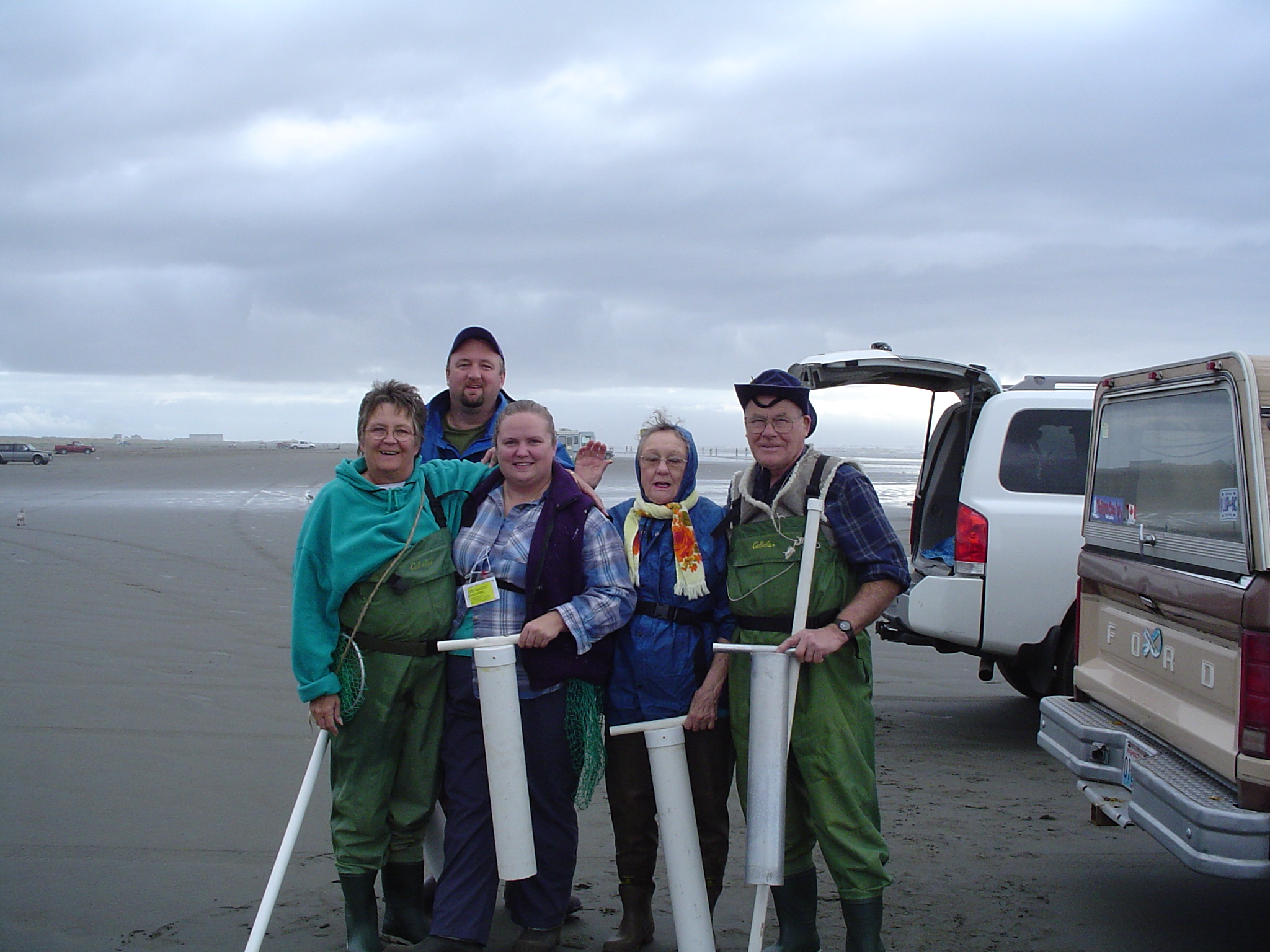 Digging clams for our clammed bisgetti