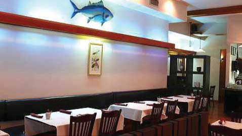 some sushi thing on a plate